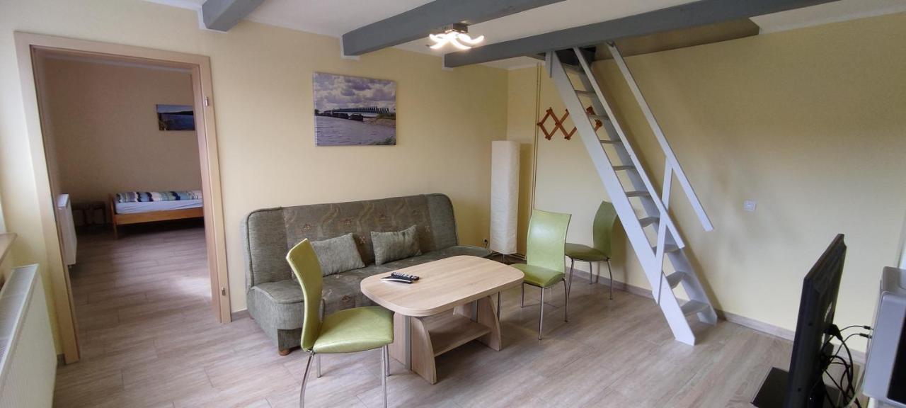 Pension Lindenhof Kachlin 外观 照片